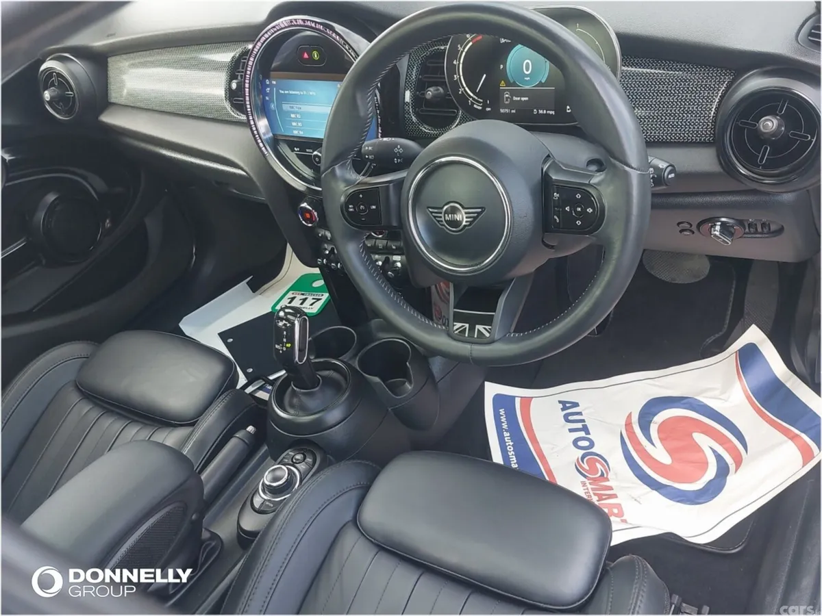 Mini Cooper Hatchback, Petrol, 2023, White