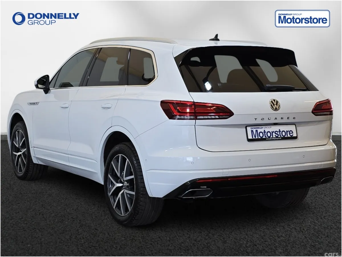 Volkswagen Touareg Estate, Diesel, 2019, White