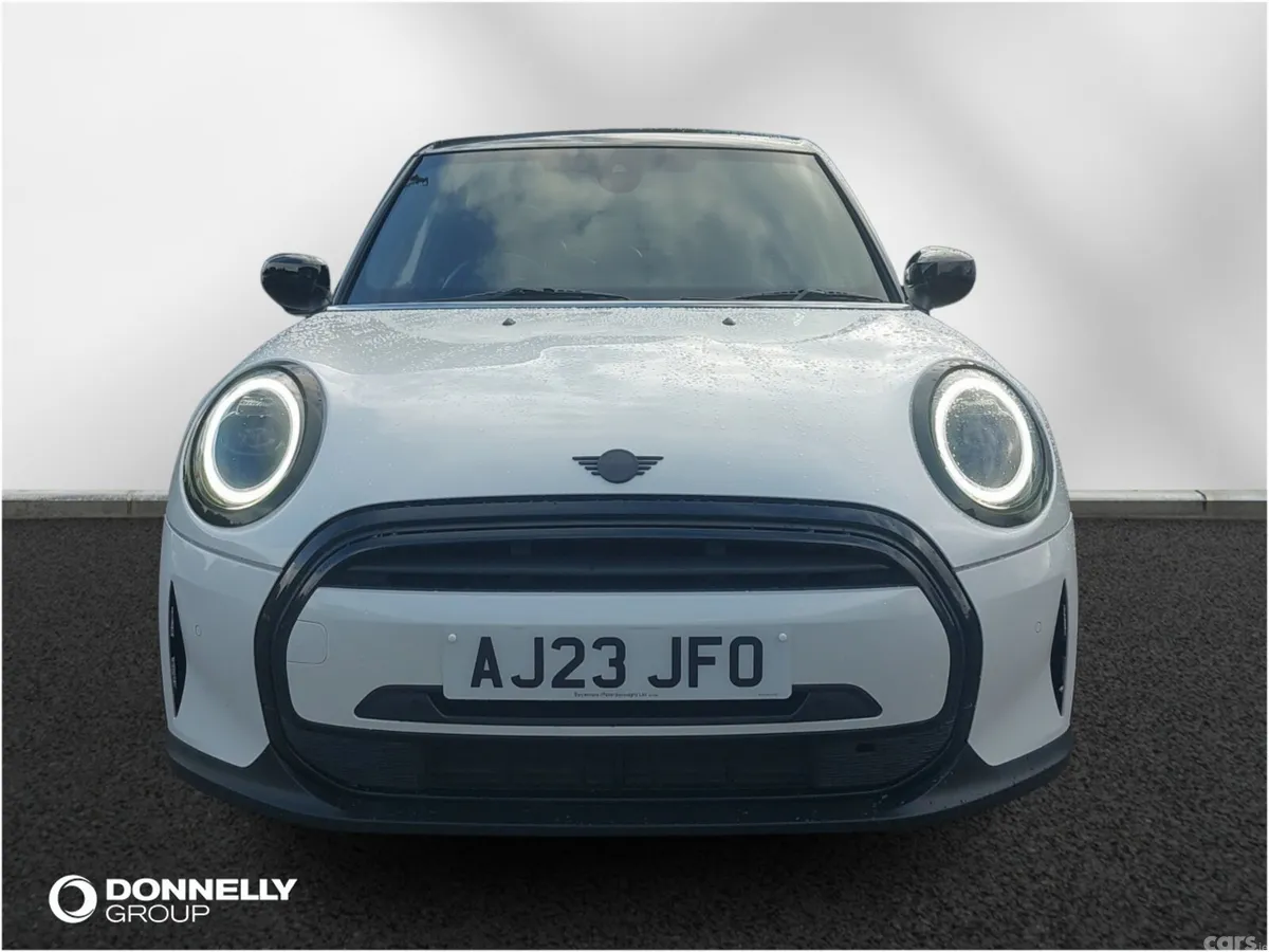 Mini Cooper Hatchback, Petrol, 2023, White