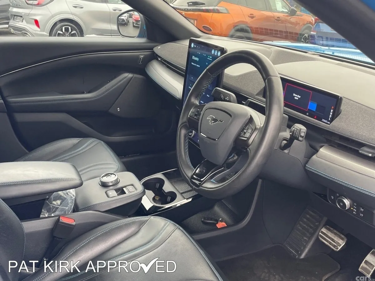 Ford Mustang Mach-E Hatchback, Electric, 2021, Blue