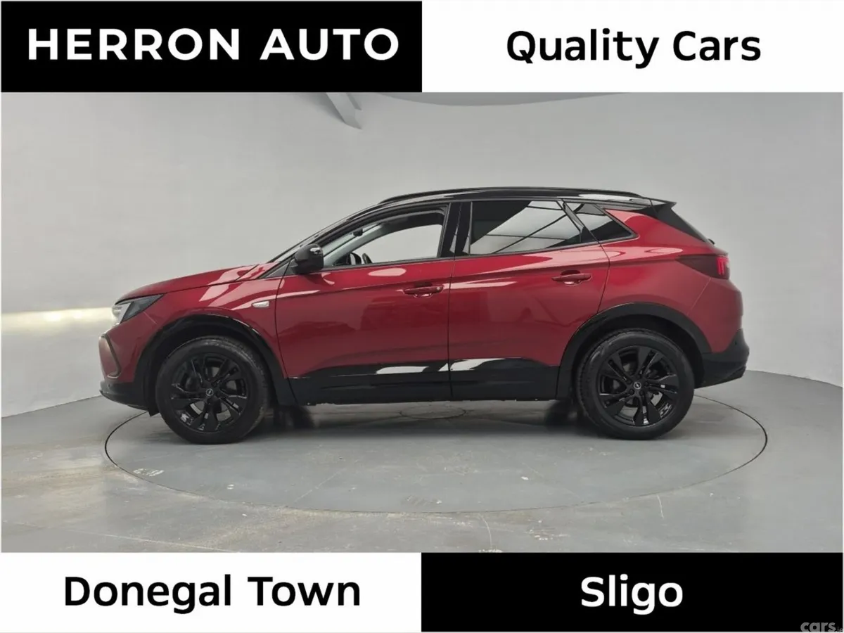 Opel Grandland SUV, Petrol, 2023, Red