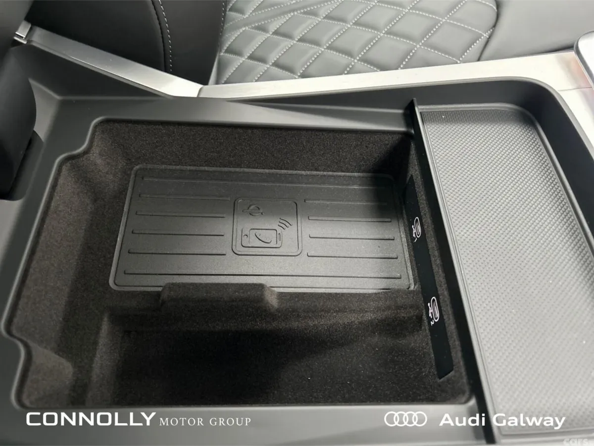 Audi Q7 SUV, Petrol Plug-in Hybrid, 2027, Grey