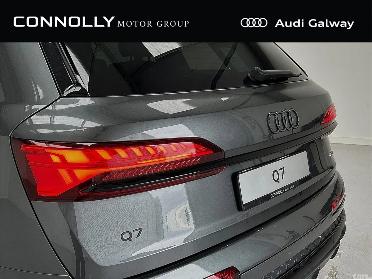 Audi Q7 SUV, Petrol Plug-in Hybrid, 2027, Grey