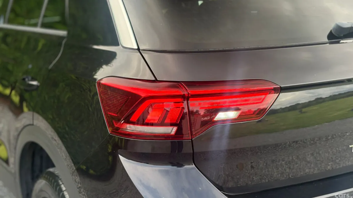 Volkswagen T-Roc SUV, Diesel, 2022, Black