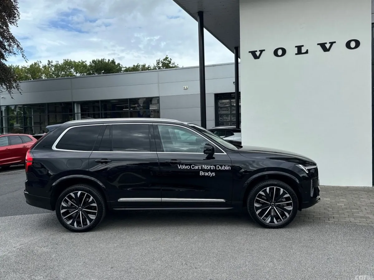 Volvo XC90 SUV, Petrol Plug-in Hybrid, 2026, Black