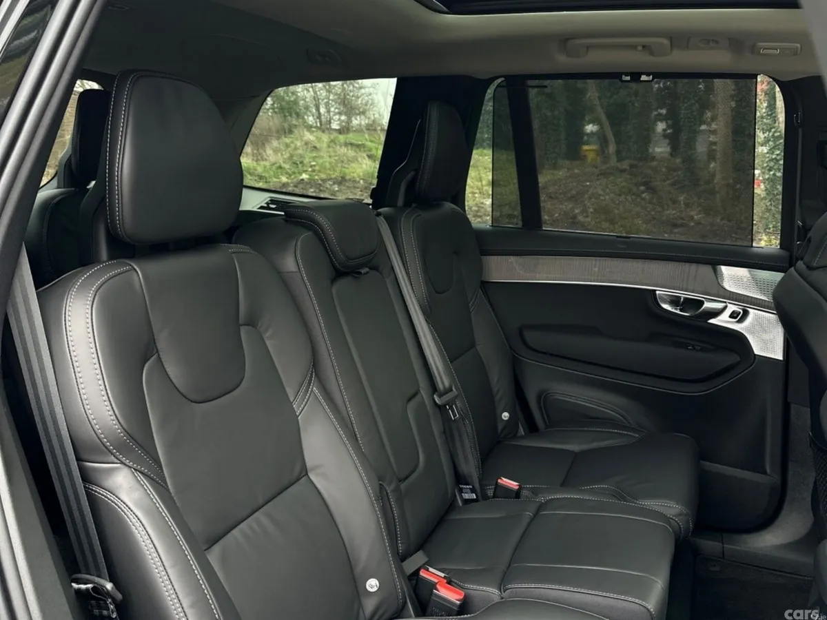 Volvo XC90 SUV, Petrol Plug-in Hybrid, 2026, Black