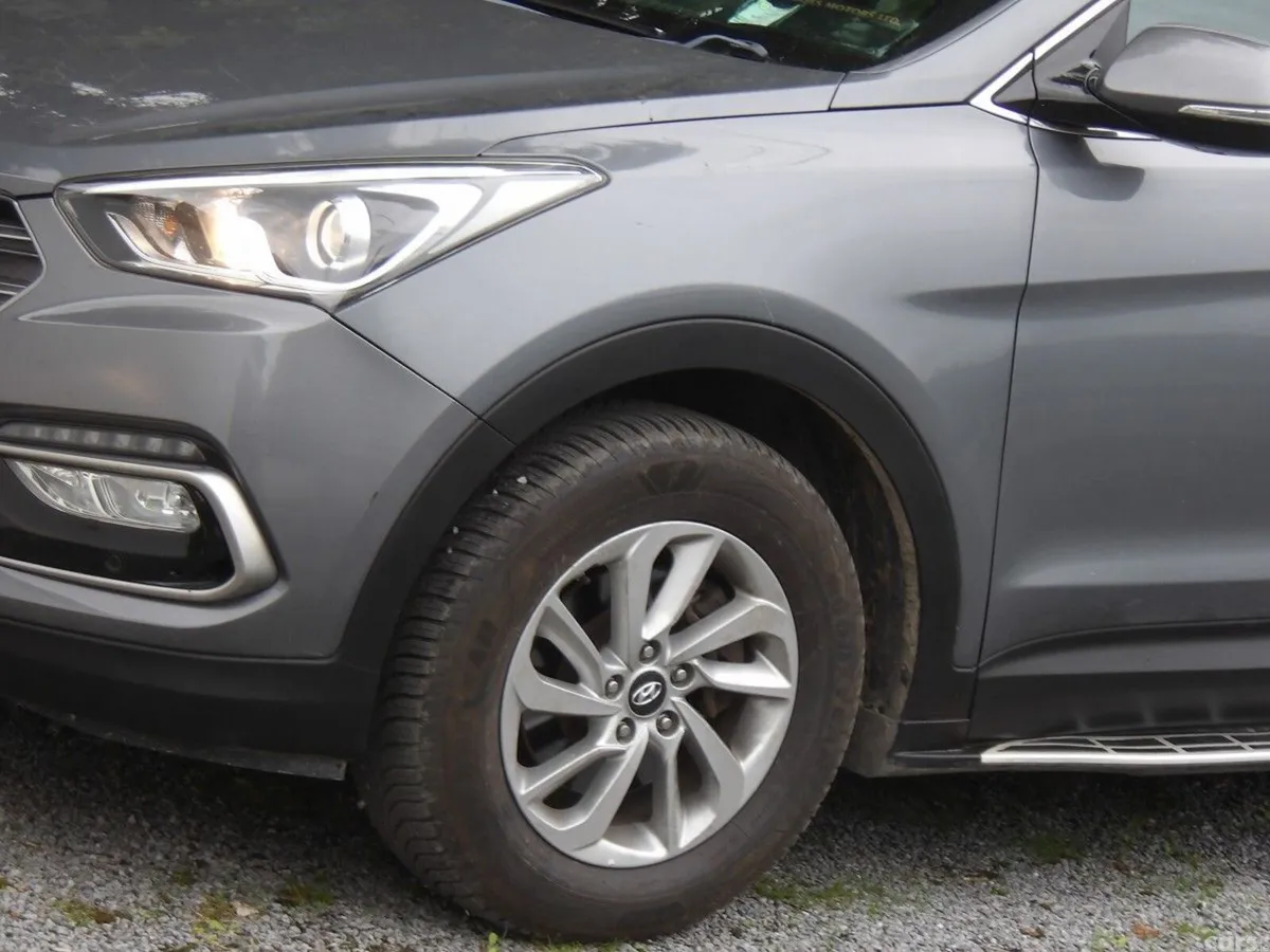 Hyundai Santa Fe SUV, Diesel, 2017, Grey
