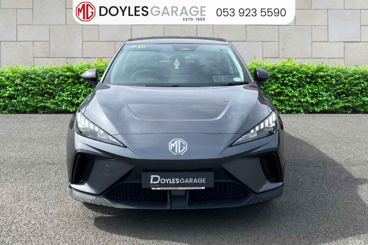 MG MG4 Hatchback, Electric, 2026, Grey