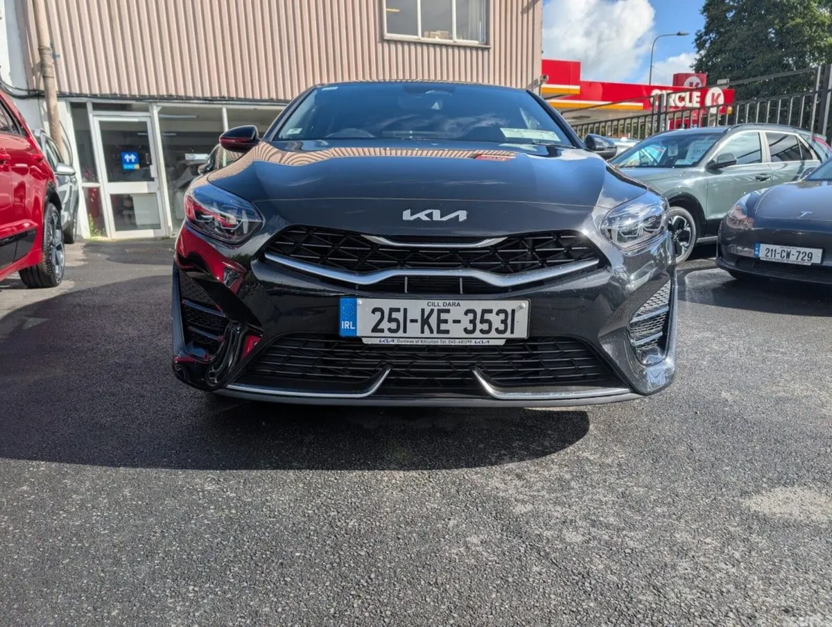 Kia Ceed Hatchback, Petrol, 2025, Black