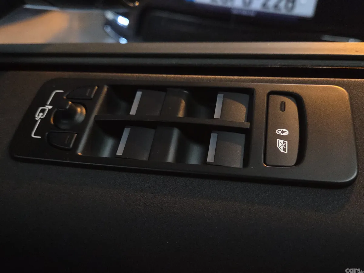 Land Rover Discovery Sport SUV, Petrol Plug-in Hybrid, 2021, Blue