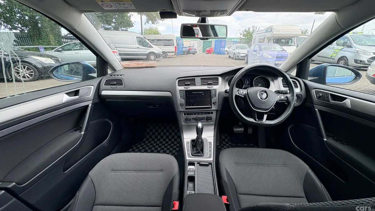 Volkswagen Golf Hatchback, Petrol, 2015, Blue