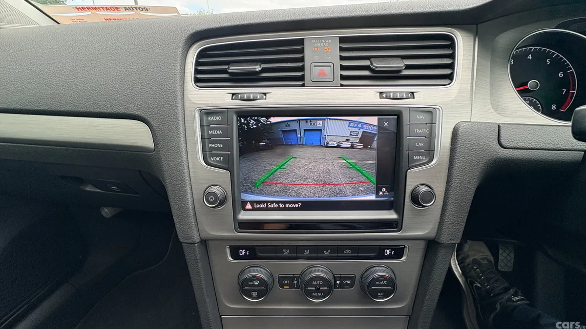 Volkswagen Golf Hatchback, Petrol, 2016, Silver