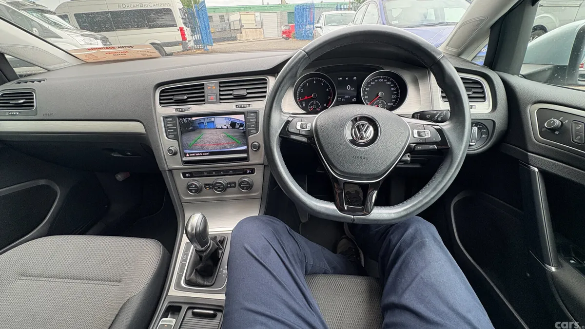 Volkswagen Golf Hatchback, Petrol, 2016, Silver