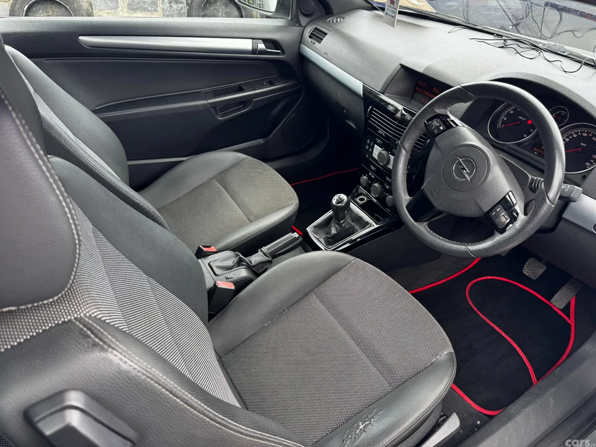 Opel Astra Convertible, Petrol, 2008, Silver