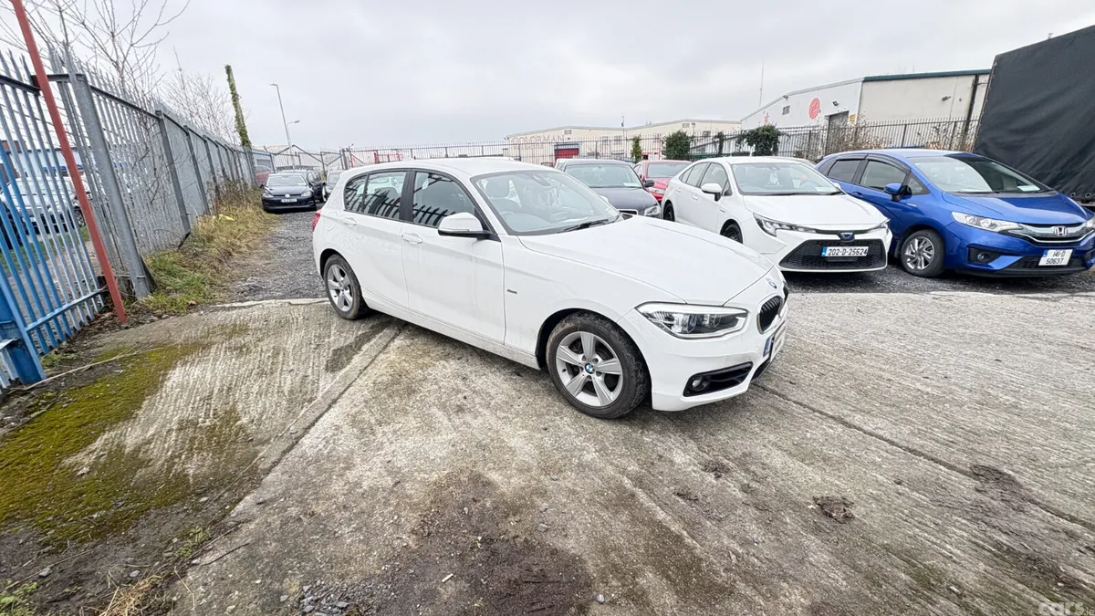 BMW 1-Series Hatchback, Petrol, 2017, White
