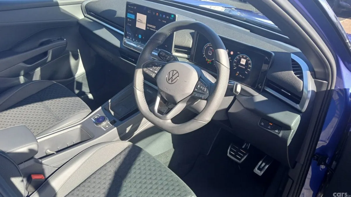 Volkswagen T-Roc SUV, Petrol, 2026, Blue