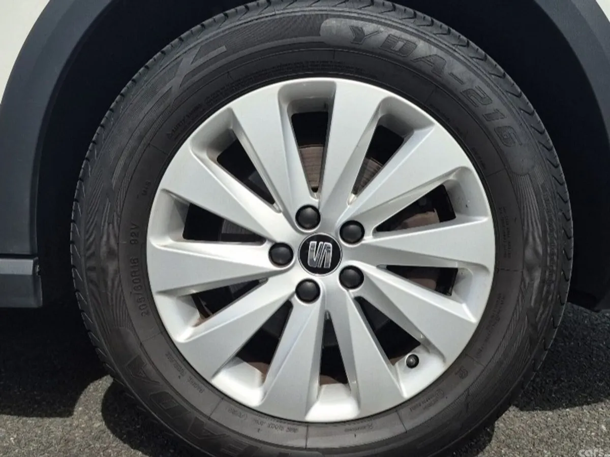 SEAT Arona SUV, Petrol, 2019, White
