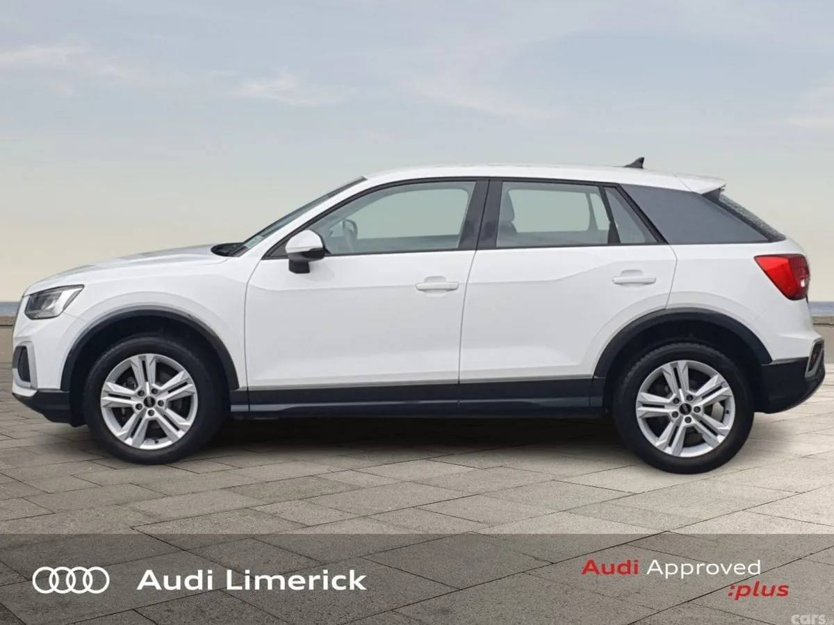 Audi Q2 SUV, Petrol, 2023, White