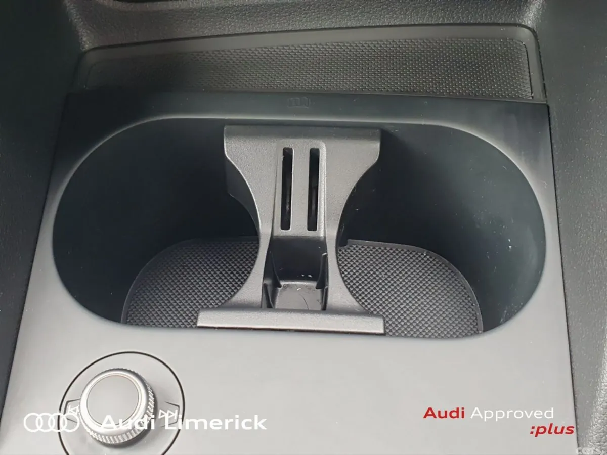Audi Q2 SUV, Petrol, 2023, White