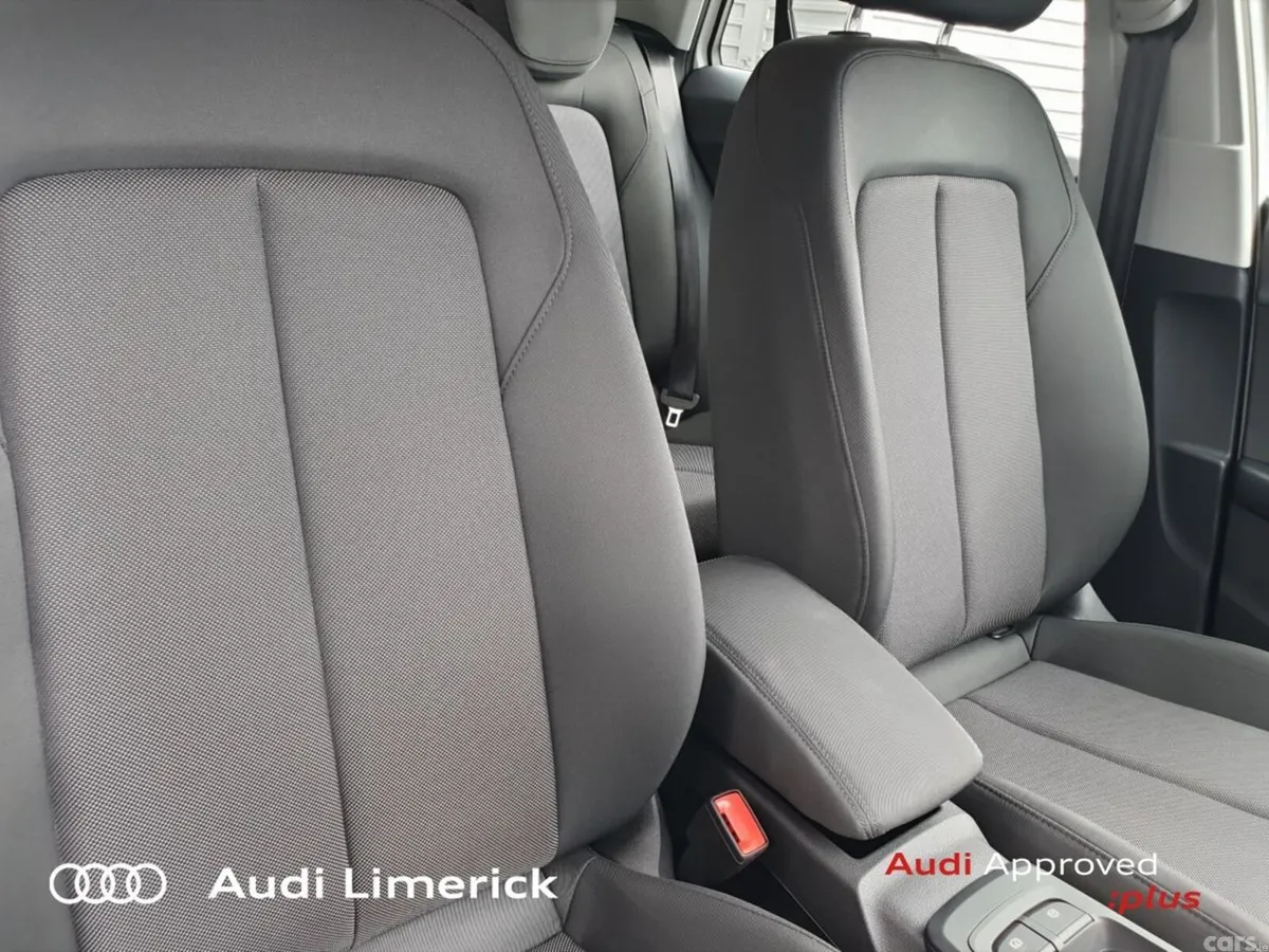 Audi Q2 SUV, Petrol, 2023, White