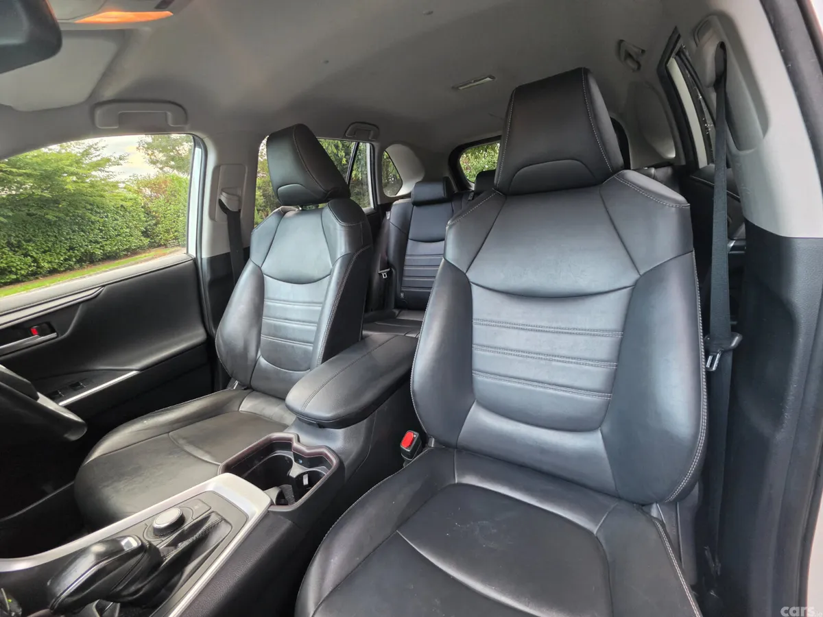 Toyota RAV4 SUV, Petrol Hybrid, 2020, White