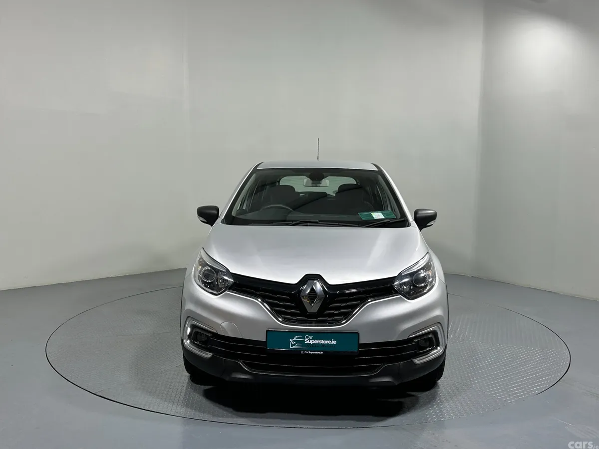 Renault Captur Hatchback, Petrol, 2018, Silver