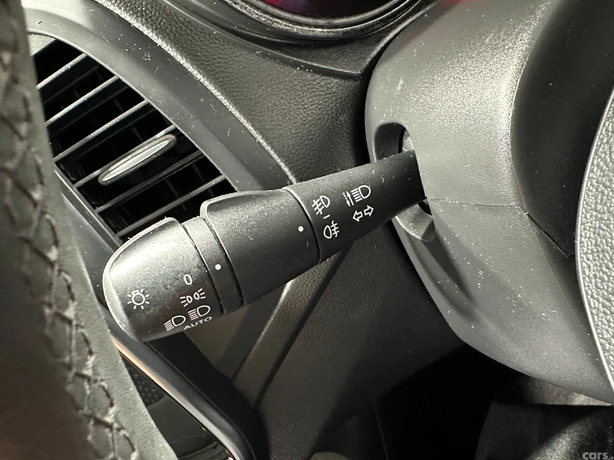Renault Captur Hatchback, Petrol, 2018, Silver