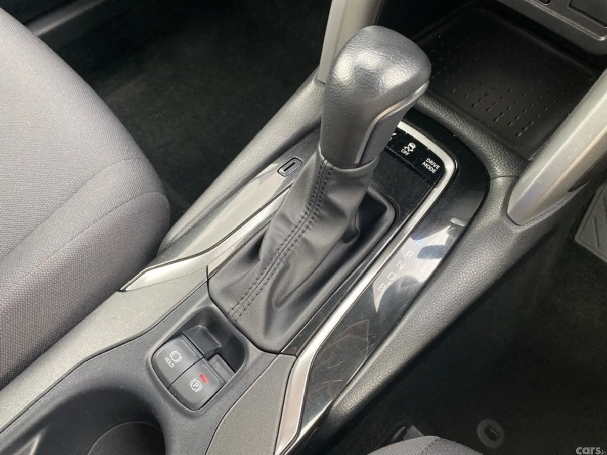 Toyota Corolla Cross Hatchback, Petrol Hybrid, 2023, Silver