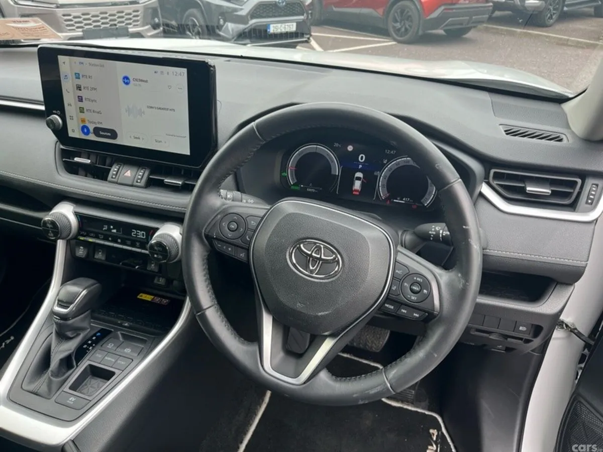 Toyota RAV4 SUV, Petrol Hybrid, 2024, White