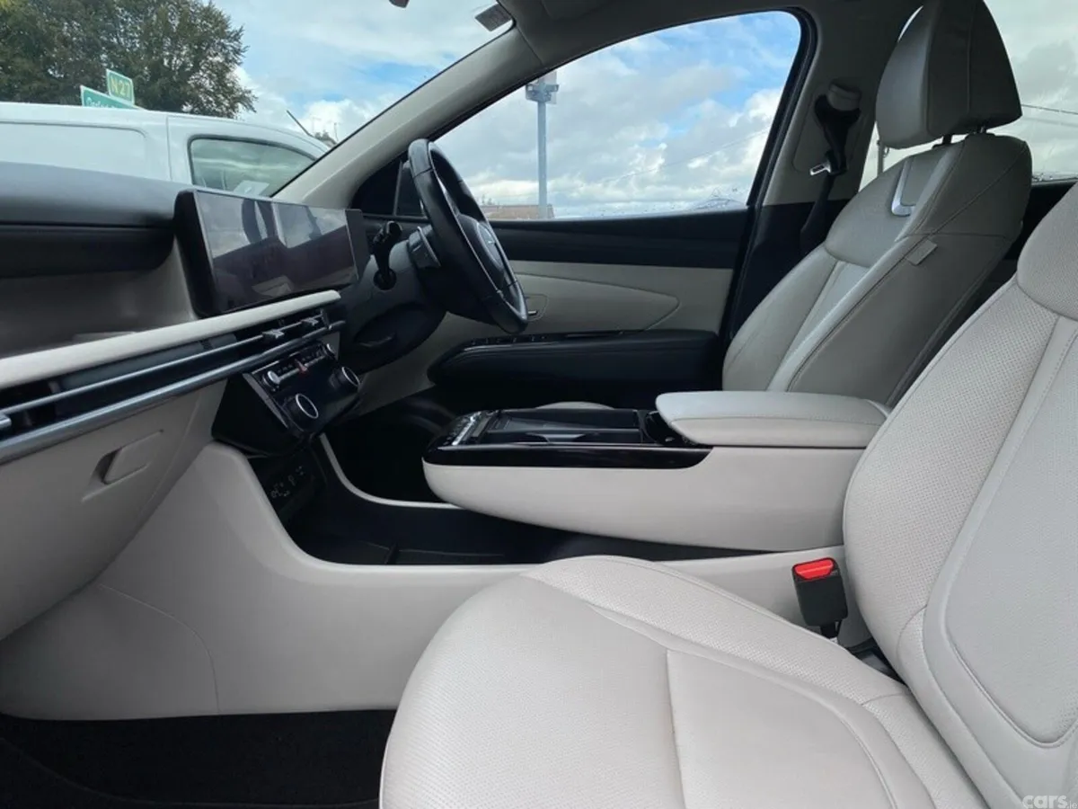 Hyundai Tucson MPV, Petrol Plug-in Hybrid, 2024, Grey