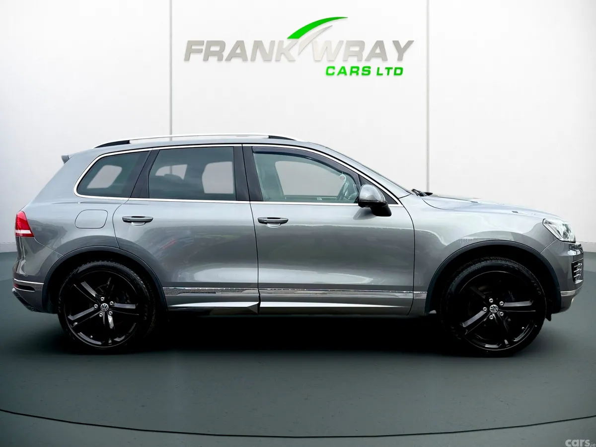 Volkswagen Touareg SUV, Diesel, 2017, Grey