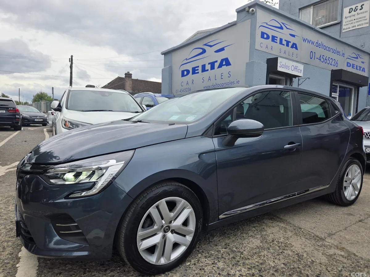 Renault Clio Hatchback, Petrol, 2021, Grey