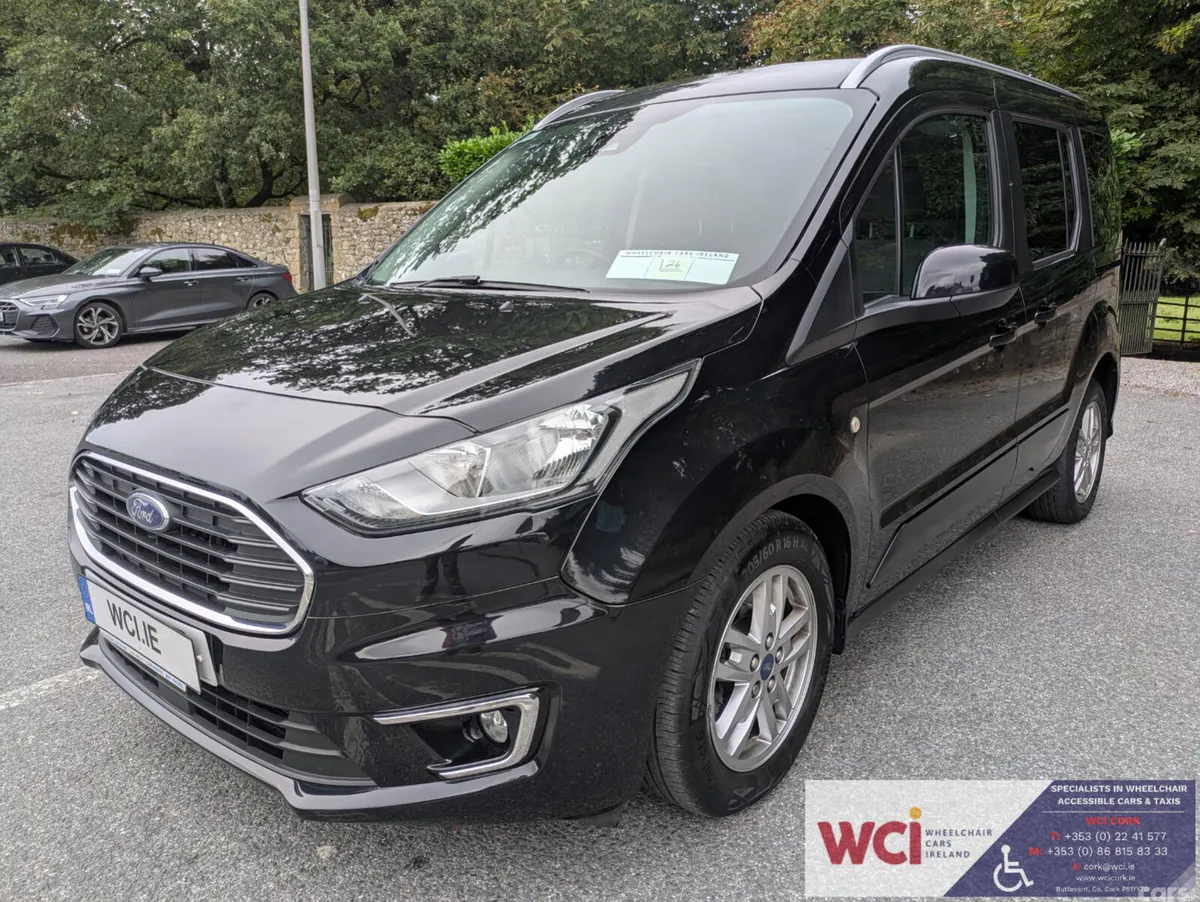Ford Tourneo Connect MPV, Diesel, 2021, Black