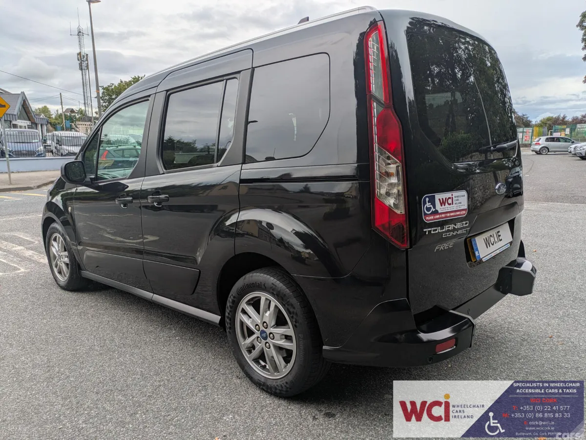 Ford Tourneo Connect MPV, Diesel, 2021, Black