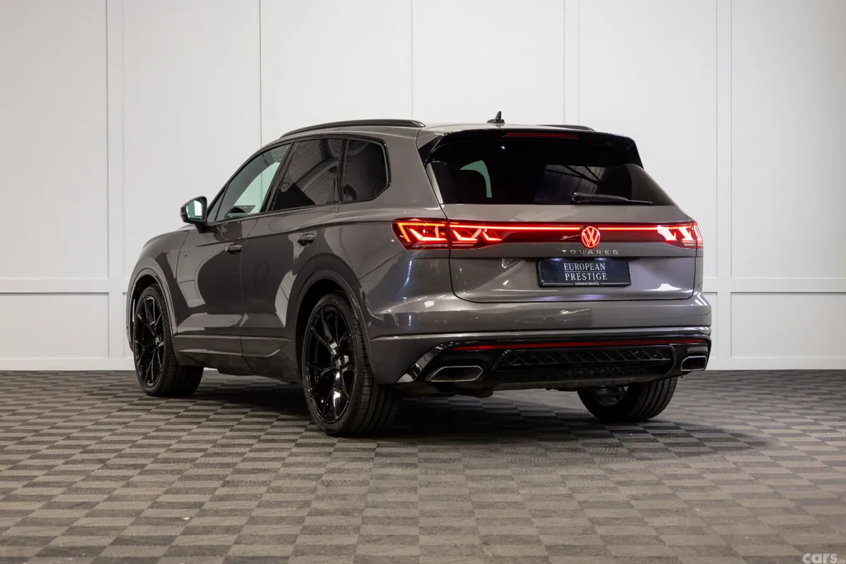 Volkswagen Touareg SUV, Diesel, 2025, Grey