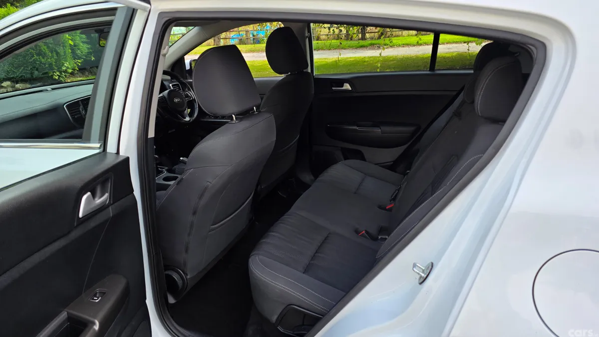 Kia Sportage SUV, Diesel, 2016, White