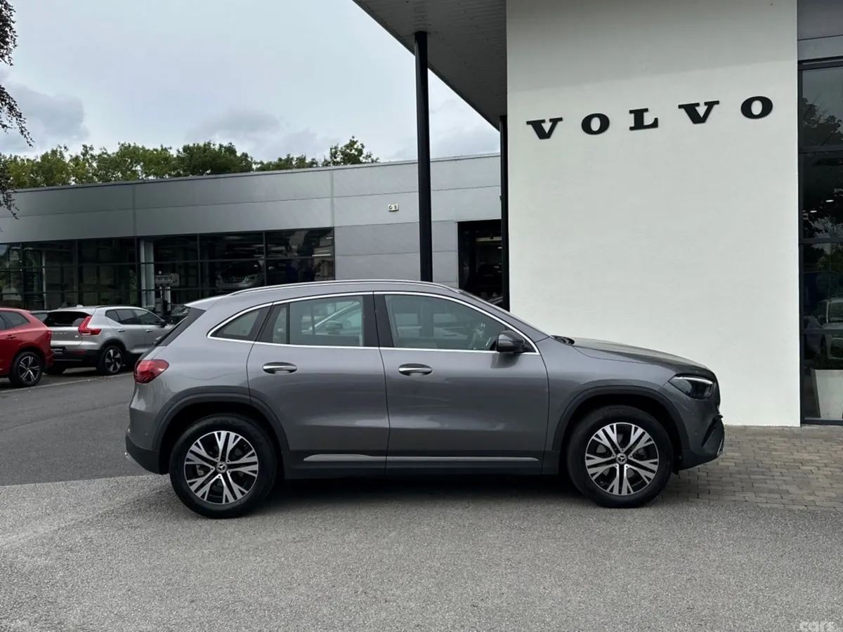 Mercedes-Benz GLA SUV, Diesel, 2025, Grey