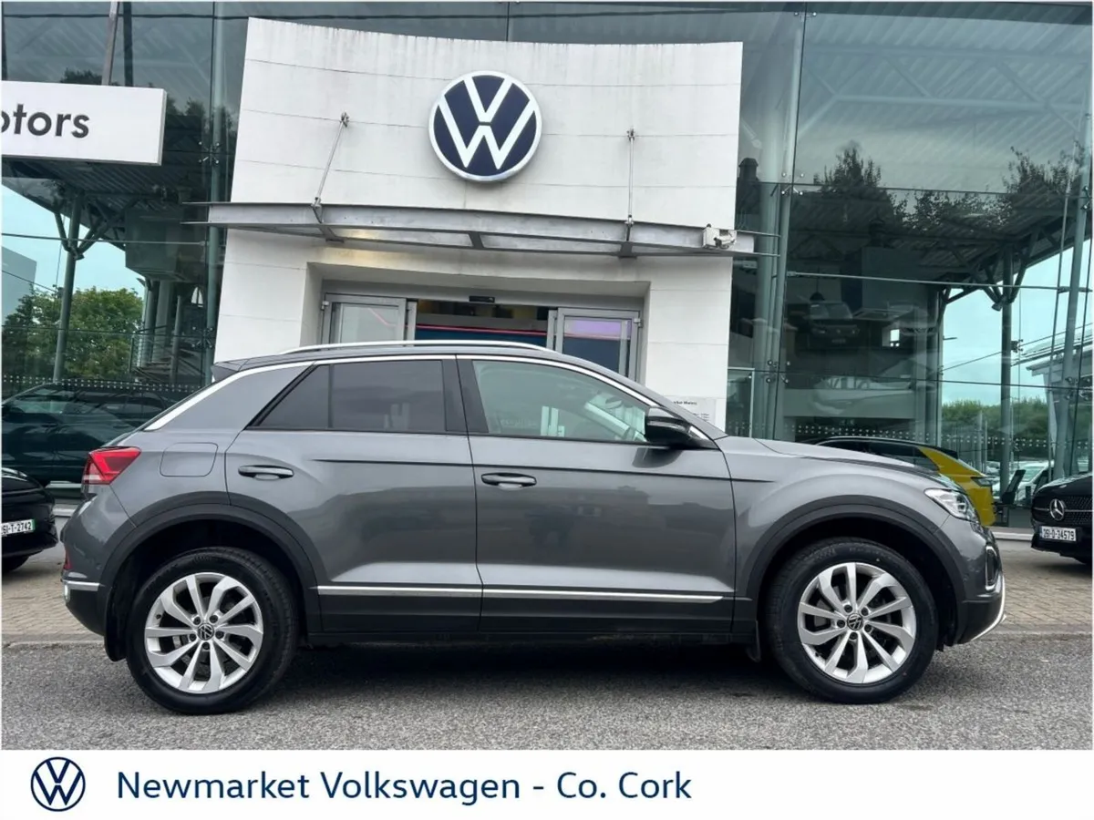 Volkswagen T-Roc SUV, Petrol, 2023, Grey