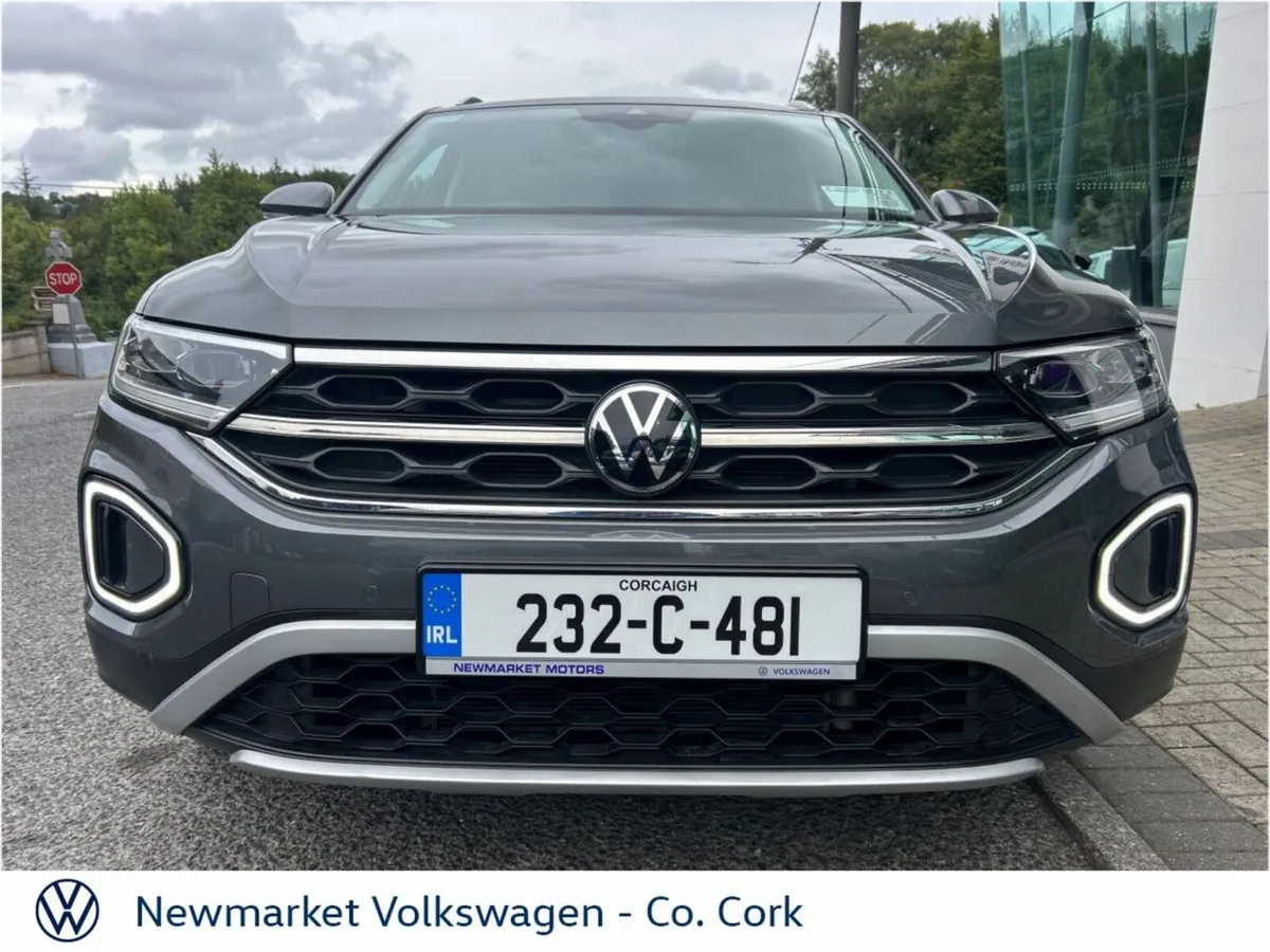 Volkswagen T-Roc SUV, Petrol, 2023, Grey