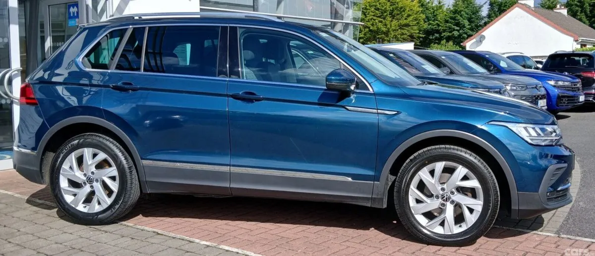 Volkswagen Tiguan SUV, Diesel, 2023, Blue