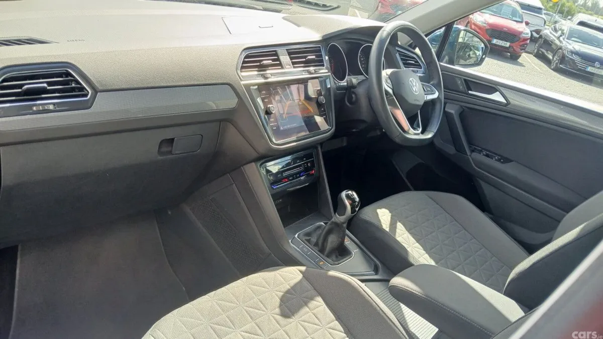 Volkswagen Tiguan SUV, Diesel, 2023, Blue