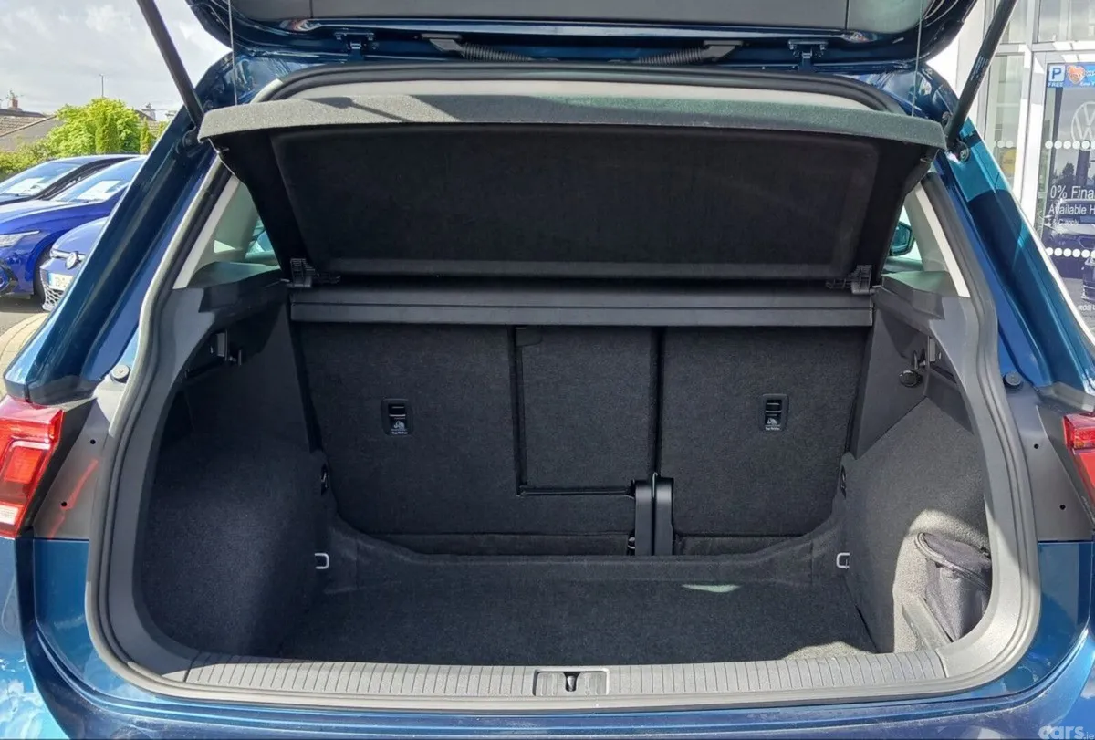 Volkswagen Tiguan SUV, Diesel, 2023, Blue