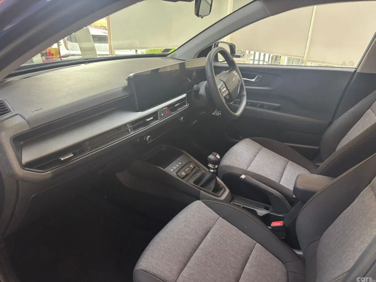 Kia Stonic MPV, Petrol, 2026, Blue
