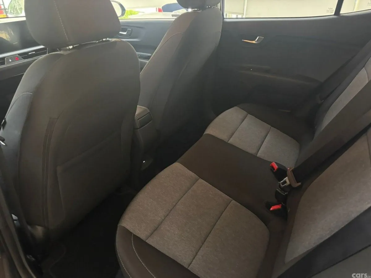Kia Stonic MPV, Petrol, 2026, Blue