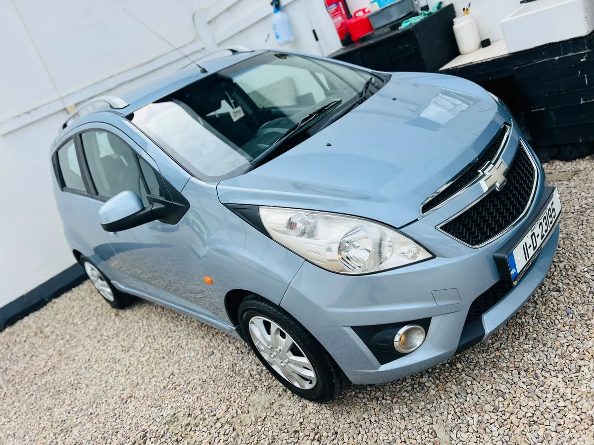 Chevrolet Spark Hatchback, Petrol, 2011, Blue