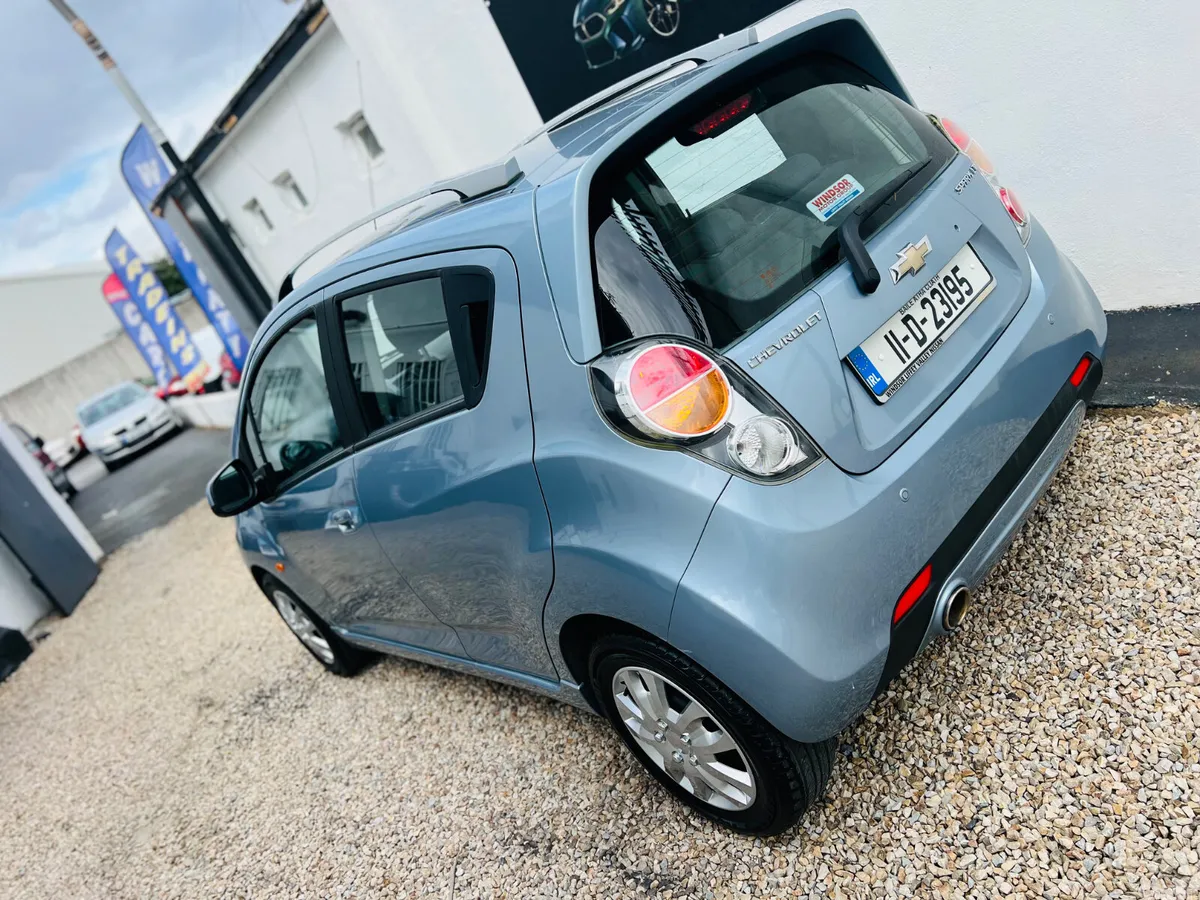 Chevrolet Spark Hatchback, Petrol, 2011, Blue