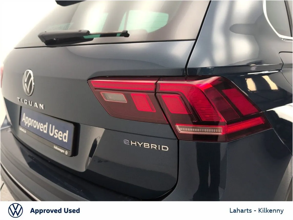 Volkswagen Tiguan SUV, Petrol Plug-in Hybrid, 2024, Blue
