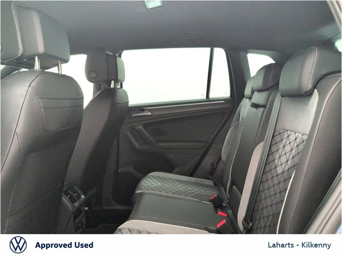 Volkswagen Tiguan SUV, Petrol Plug-in Hybrid, 2024, Blue