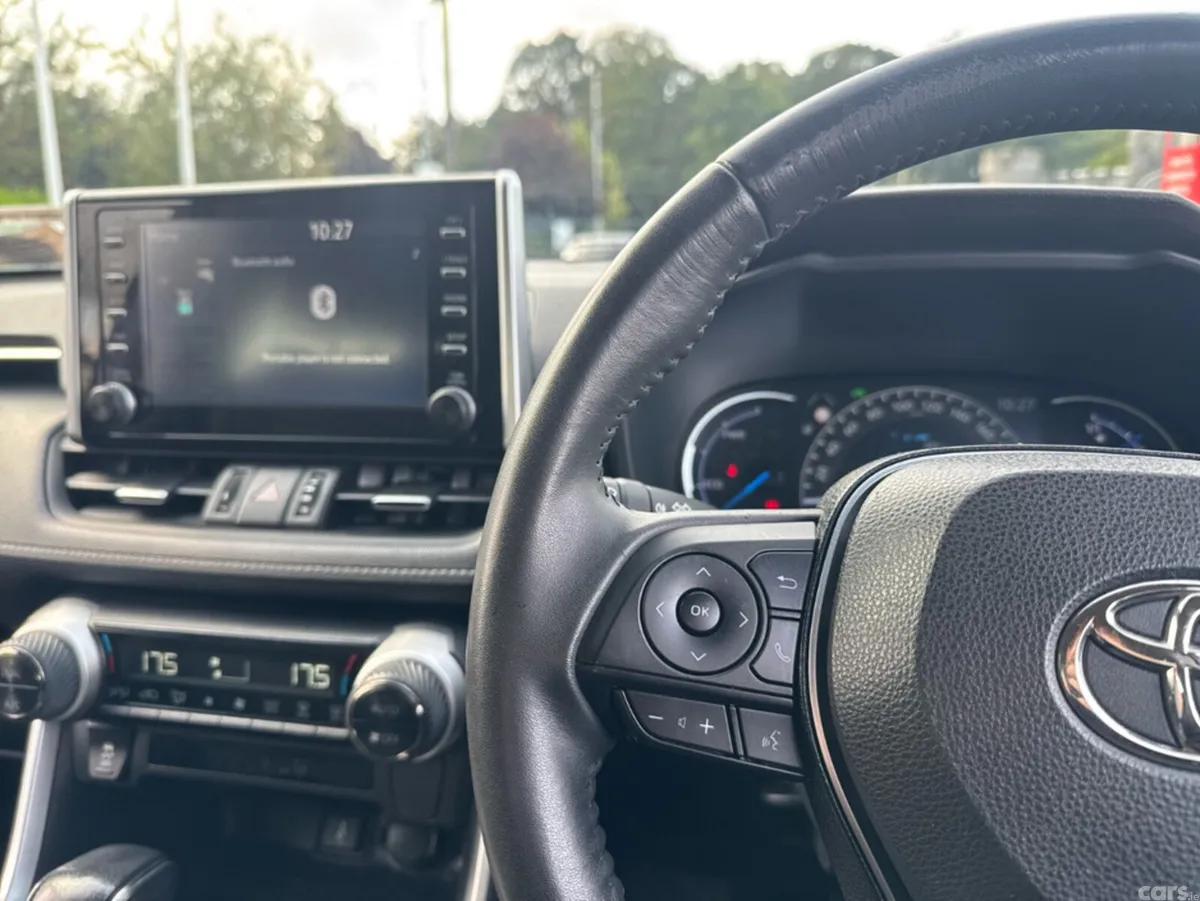 Toyota RAV4 SUV, Petrol Hybrid, 2022, Blue