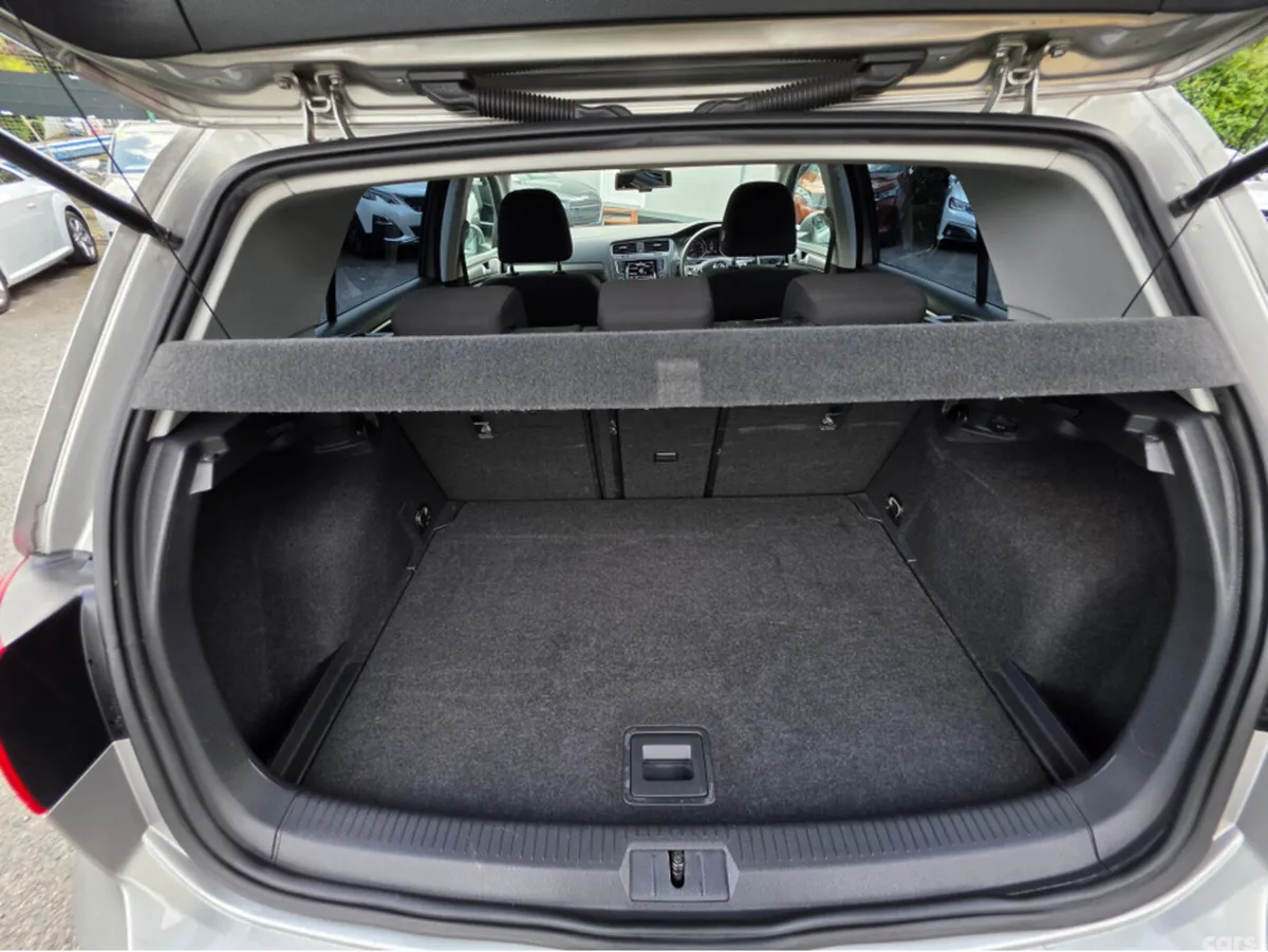 Volkswagen Golf Hatchback, Petrol, 2013, Silver